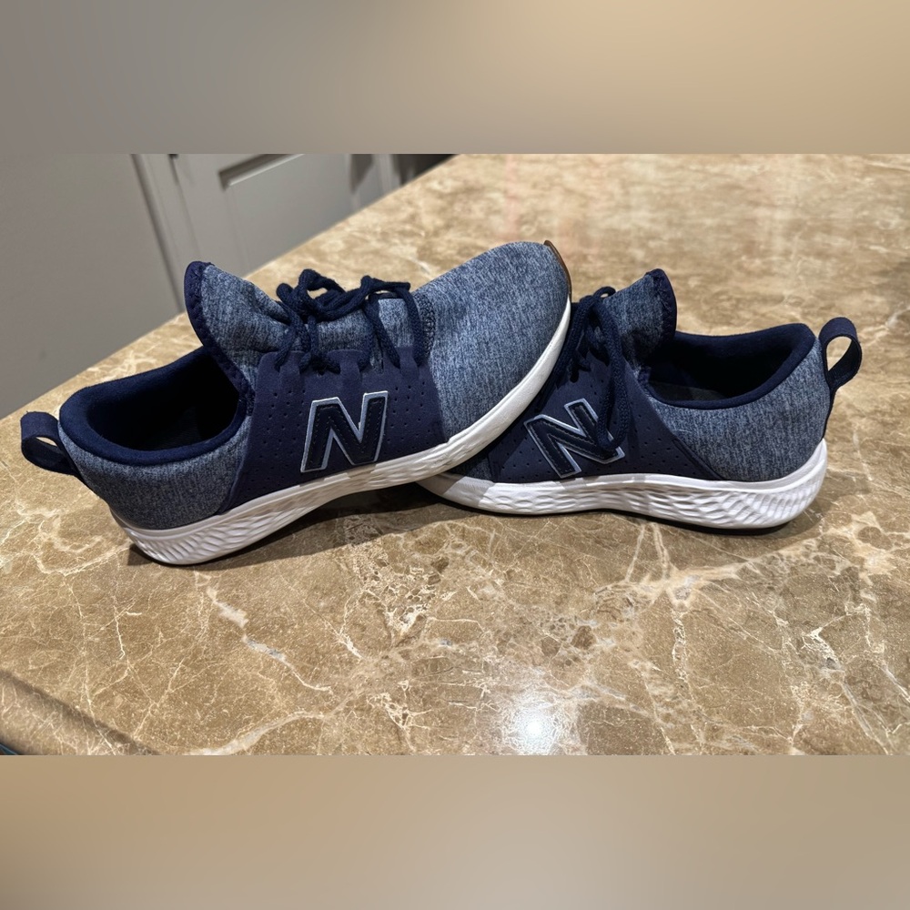 New Balance Cruz V1 shoes